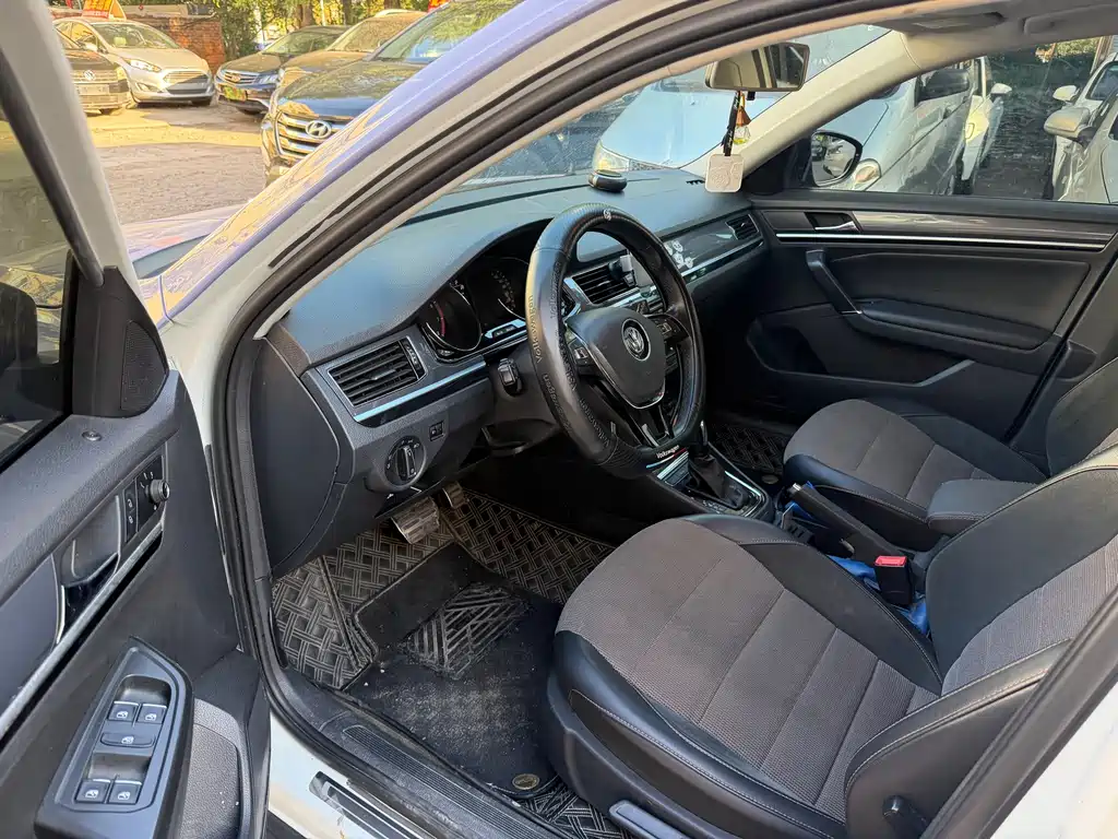 Volkswagen C-Trek — миниатюра 5