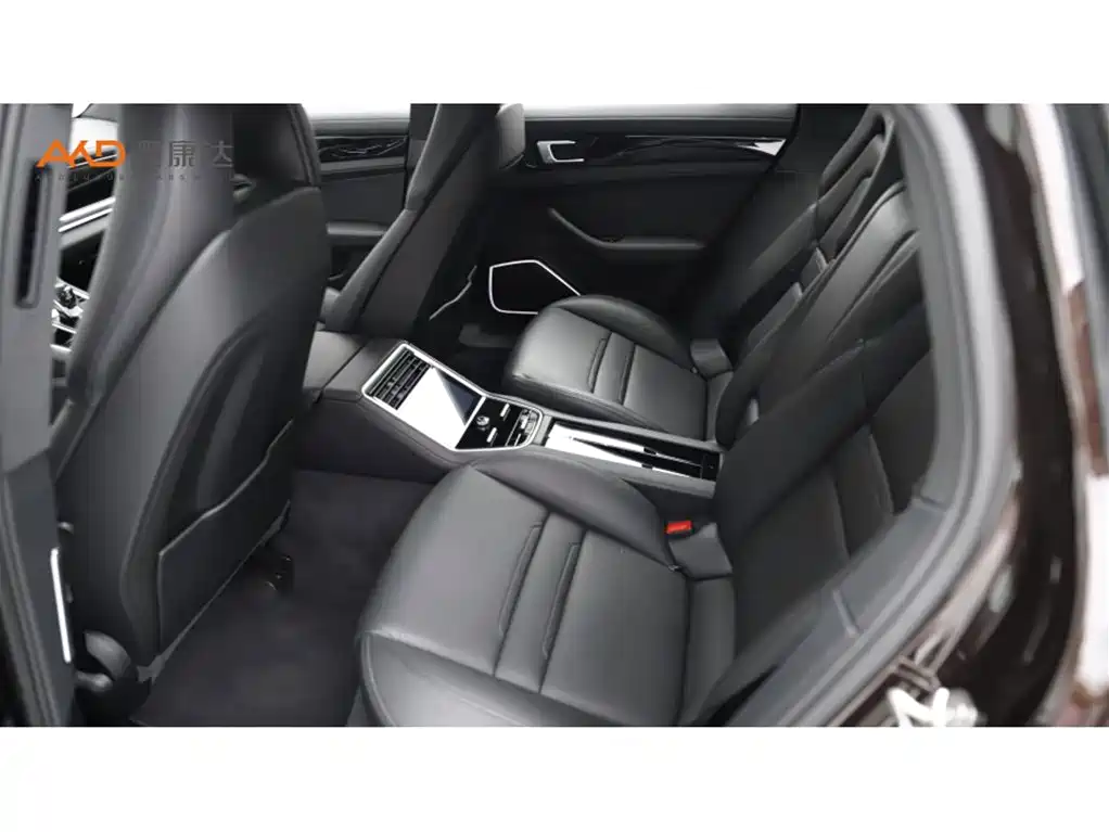 PORSCHE PANAMERA NEW ENERGY