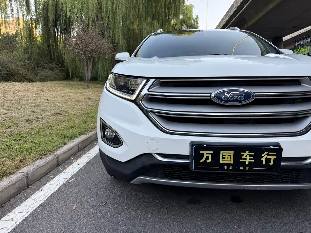 Ford Edge — миниатюра 14