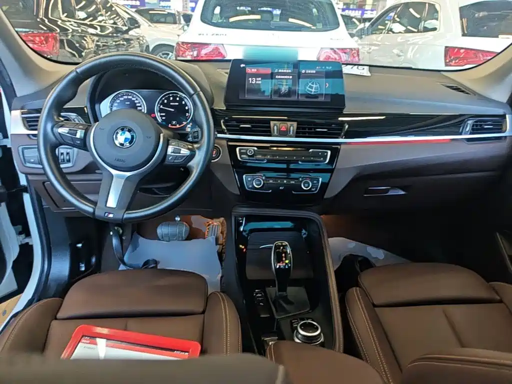 BMW X1 — миниатюра 10