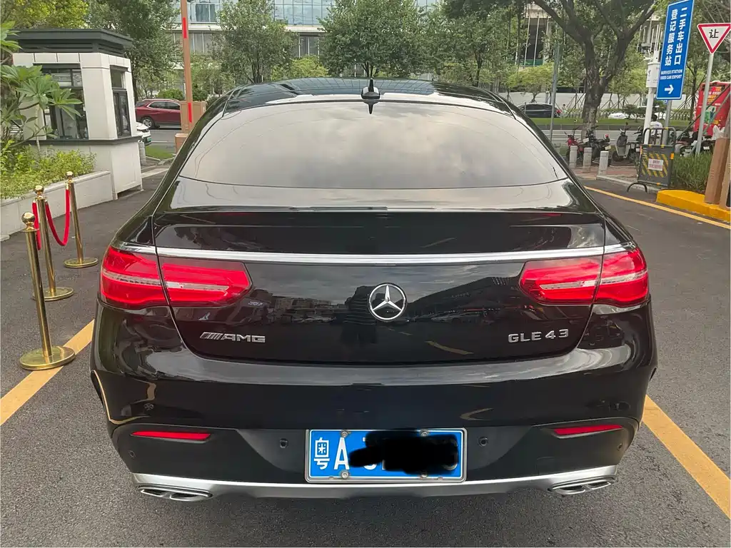 Mercedes-Benz GLE Coupe — миниатюра 6
