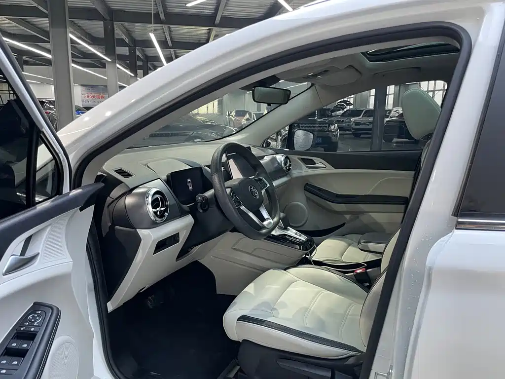 BYD Yuan Pro — миниатюра 9