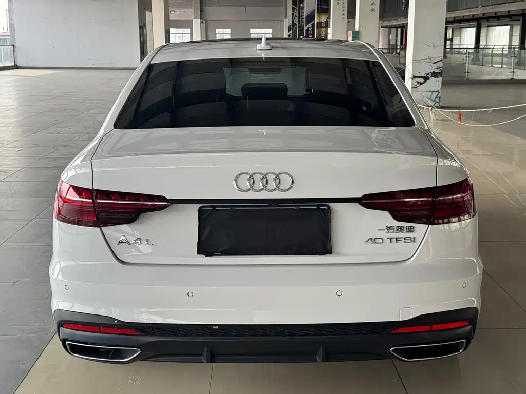 Audi A4L — миниатюра 5