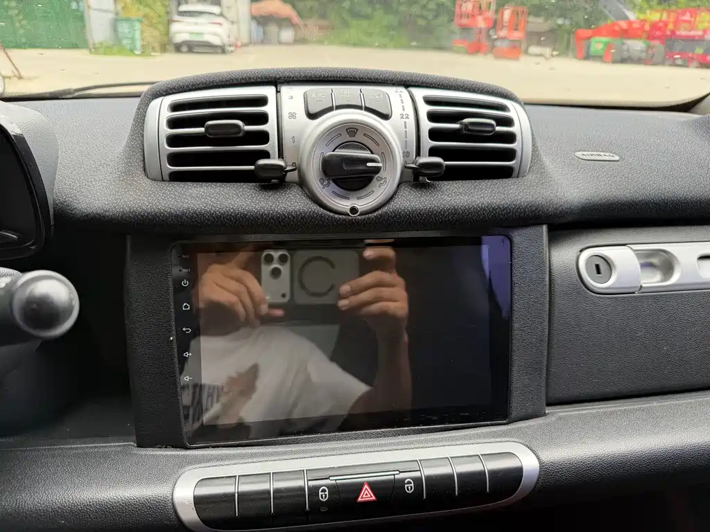 smart Smart Fortwo — миниатюра 10