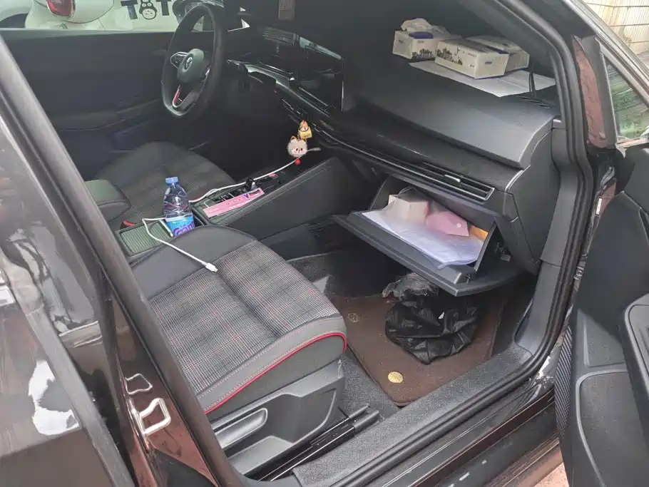 Volkswagen Golf GTI — миниатюра 8