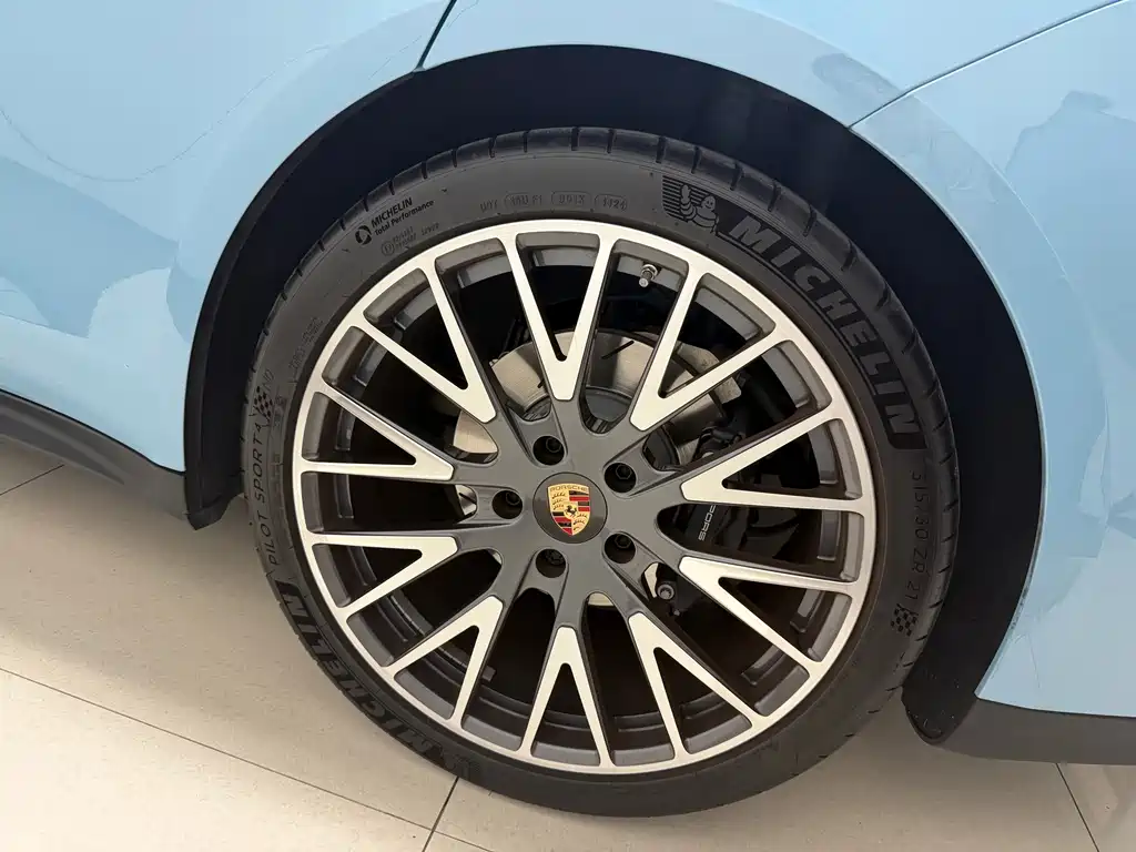 Porsche Panamera — миниатюра 10