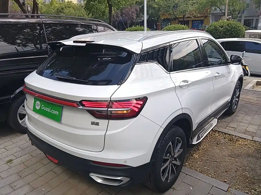 Geely Binyue — миниатюра 7