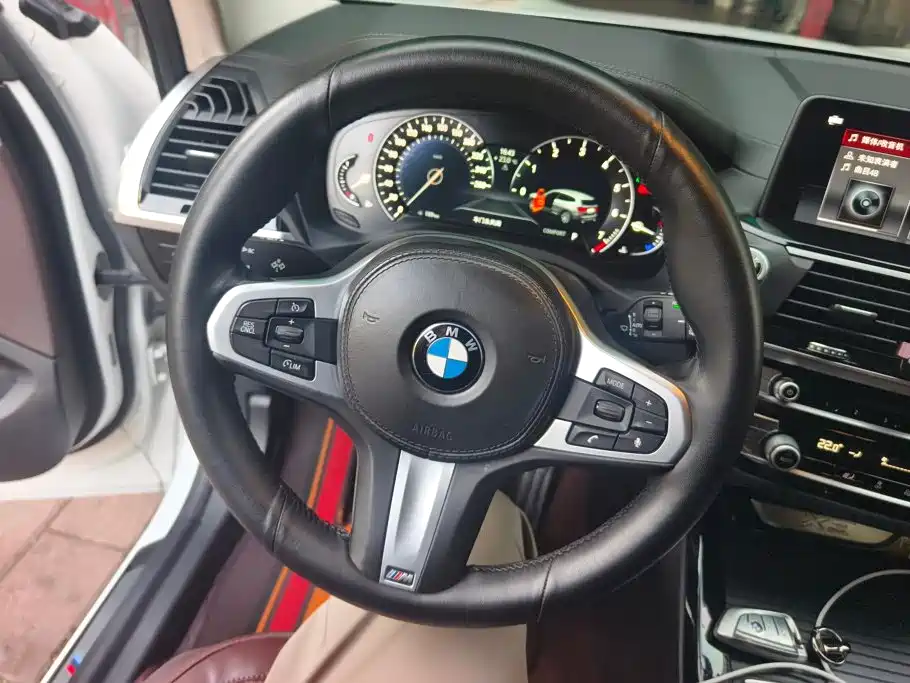 BMW X3 — миниатюра 15