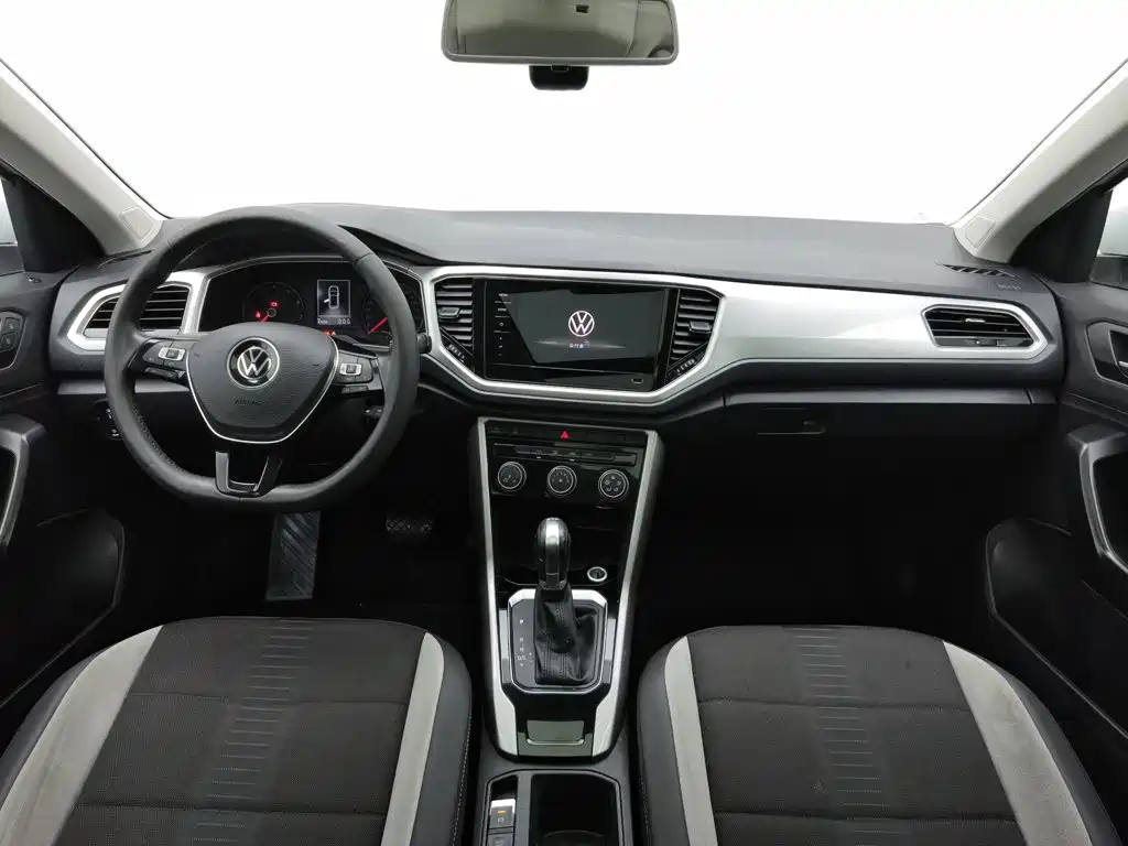 Volkswagen T-Roc — миниатюра 5