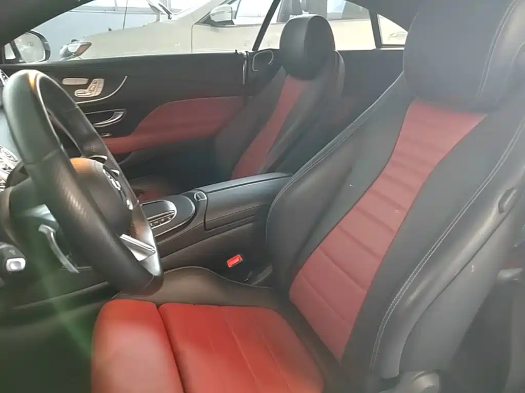 Mercedes-Benz E-Class (Import) — миниатюра 15
