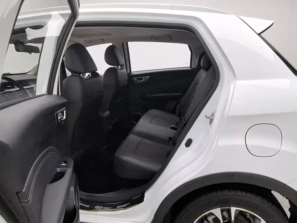 Geely Vision X3 — миниатюра 15