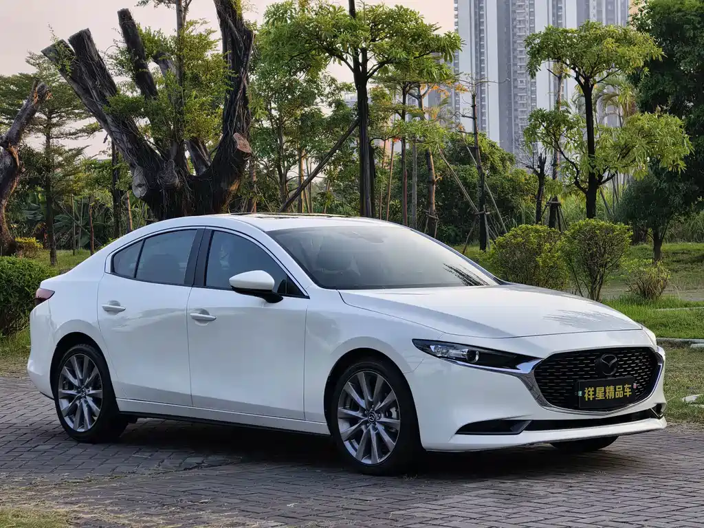 Mazda 3 Axela — миниатюра 3