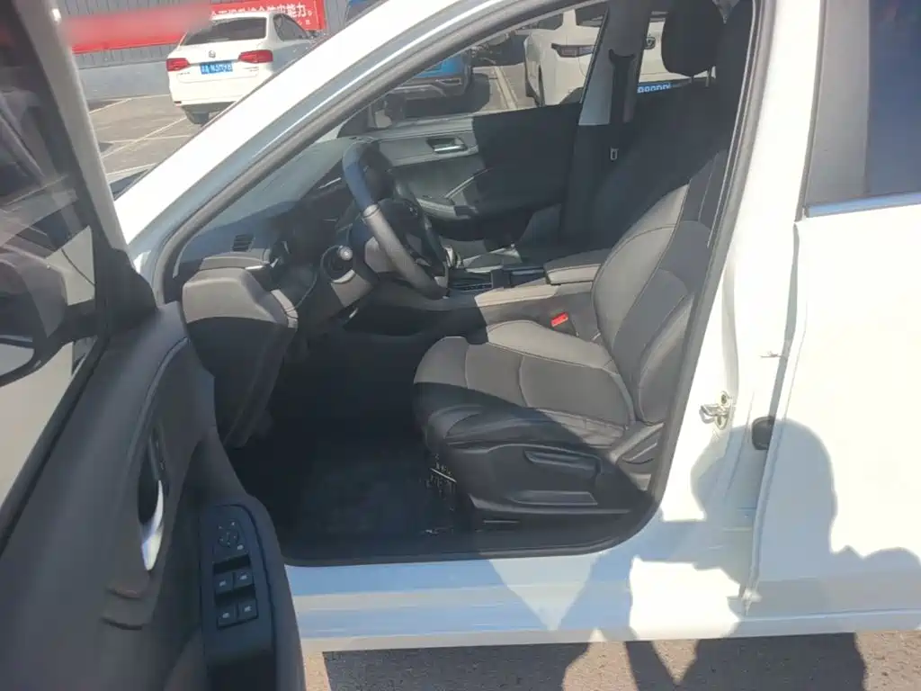 Roewe i5 — миниатюра 15