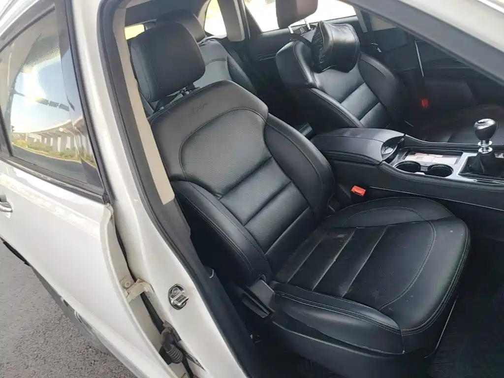 Zotye T600 Coupe — миниатюра 25
