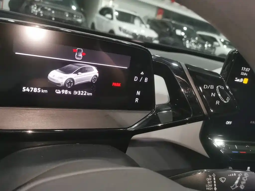 Volkswagen ID.3 — миниатюра 14