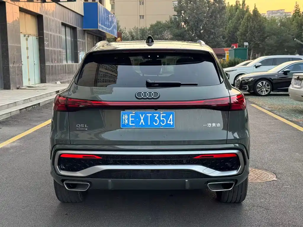 Audi Q5L — миниатюра 5
