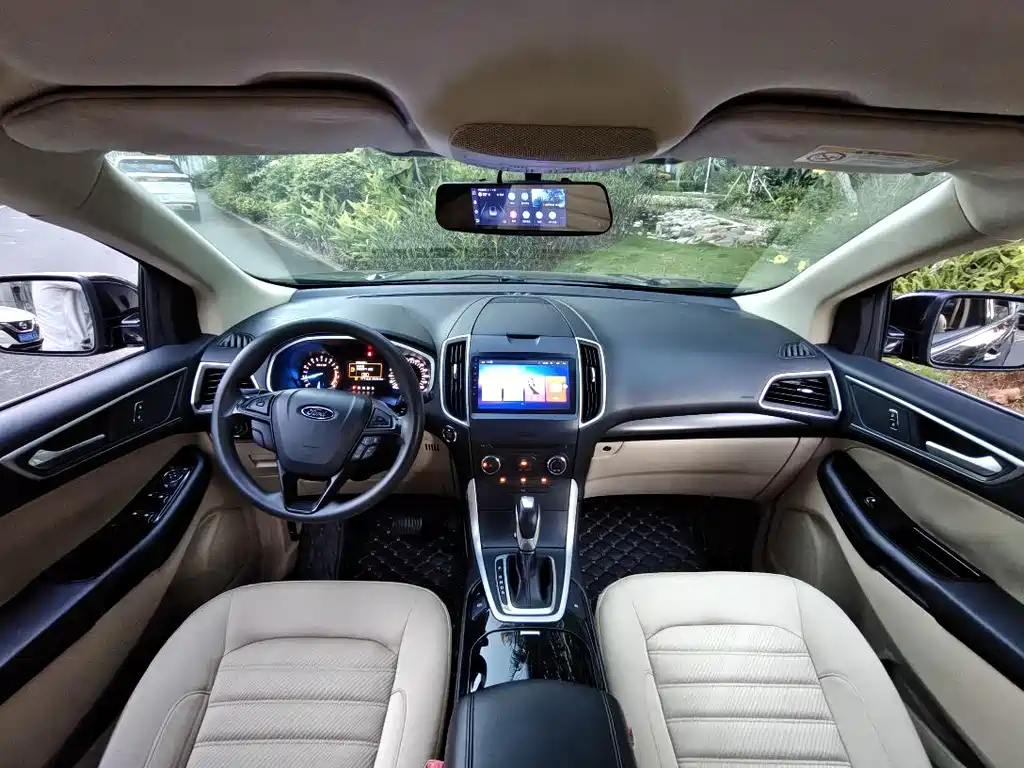 Ford Edge — миниатюра 4