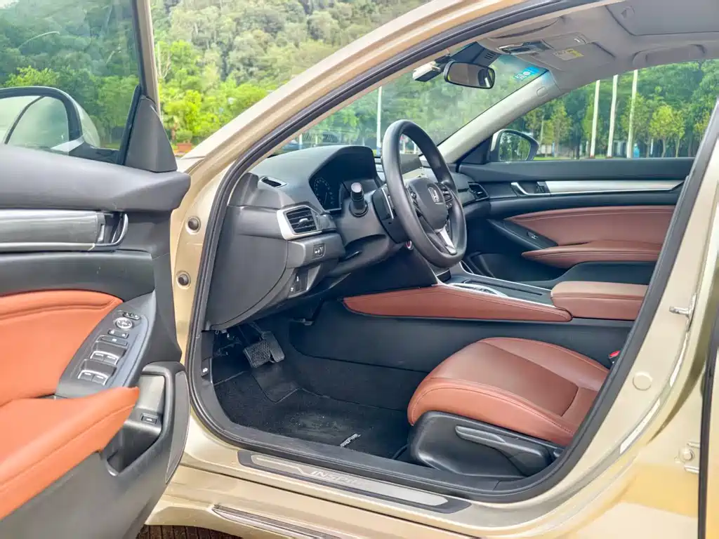 Honda Inspire — миниатюра 5