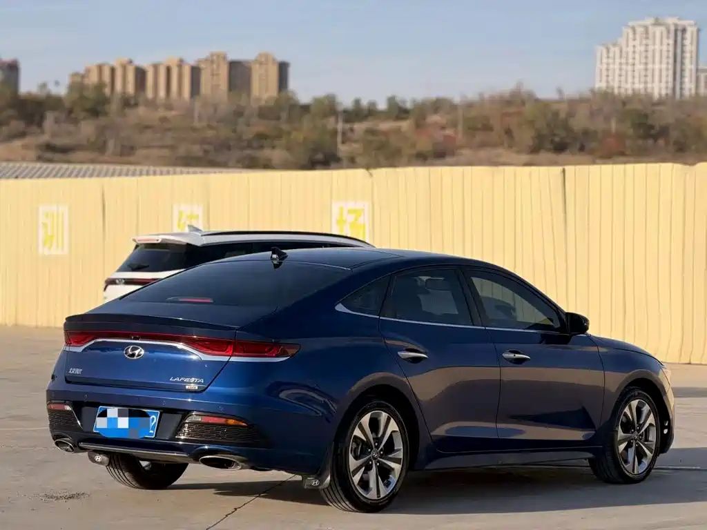 Hyundai Fista — миниатюра 7