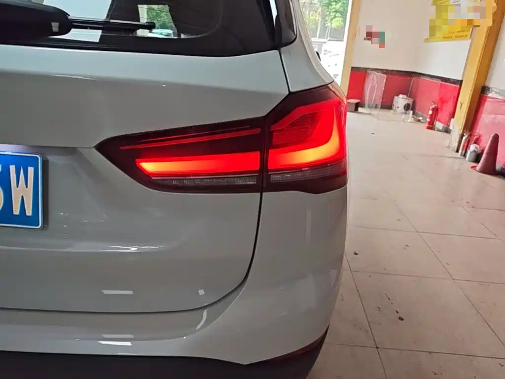 BMW X1 — миниатюра 8