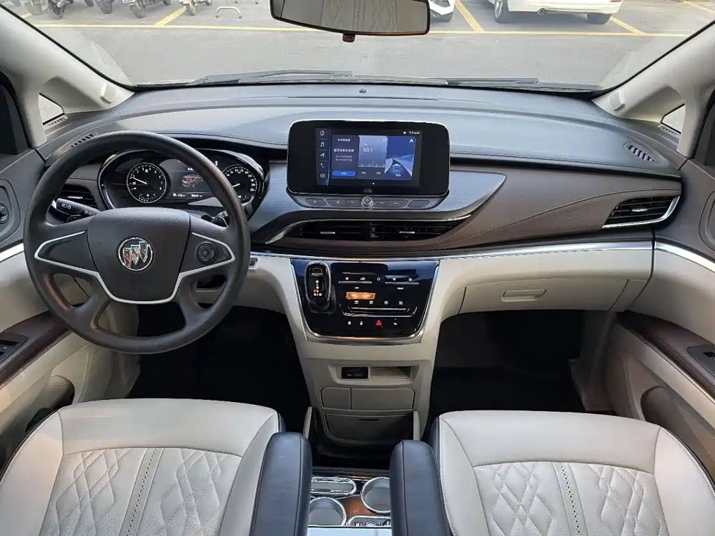 Buick GL8 — миниатюра 6