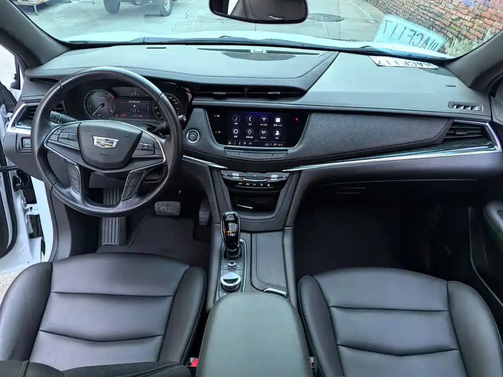 Cadillac XT5 — миниатюра 12