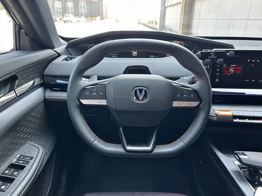 Changan UNI-V — миниатюра 12