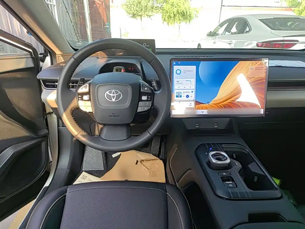 Toyota bZ5 — миниатюра 11