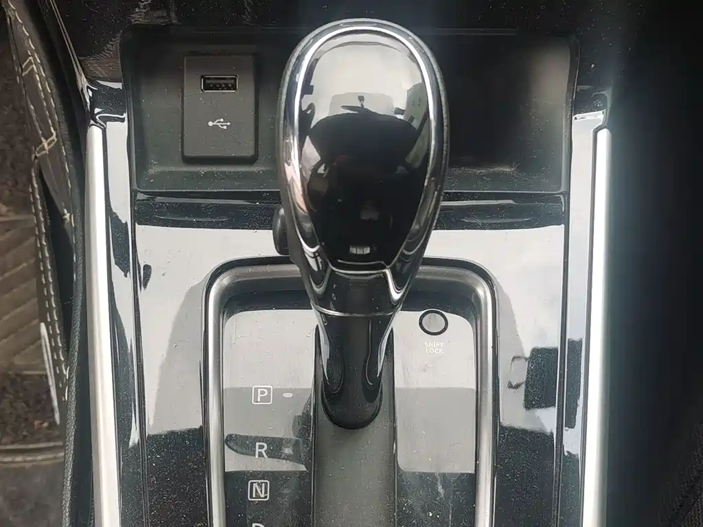 Nissan Sylphy — миниатюра 13