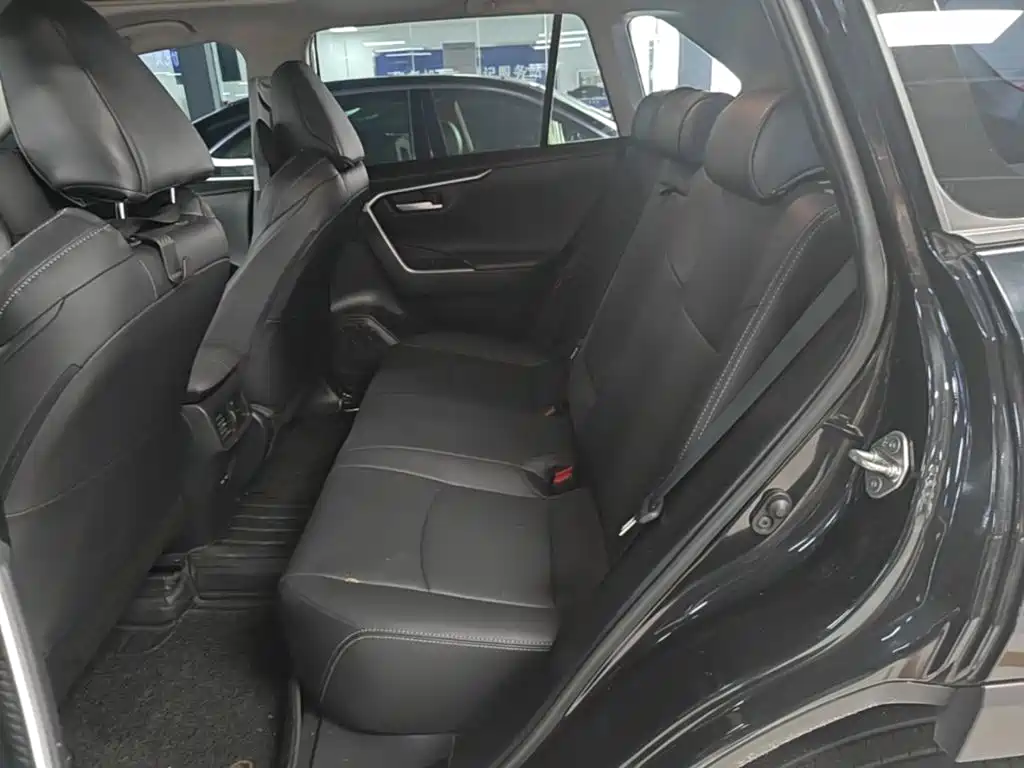 Toyota Wildlander — миниатюра 17