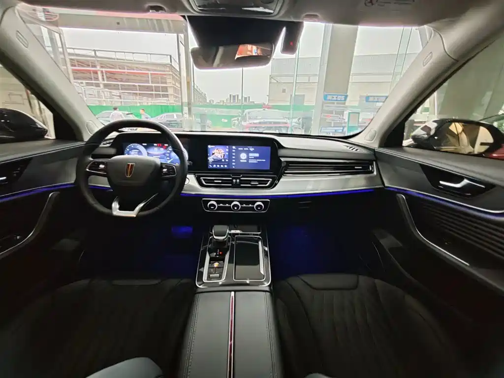 Hongqi HS5 2023 2.0T Pro