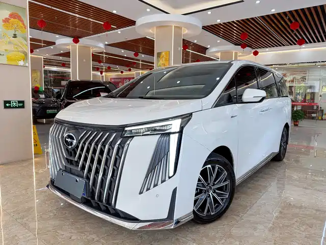 GAC Trumpchi M8