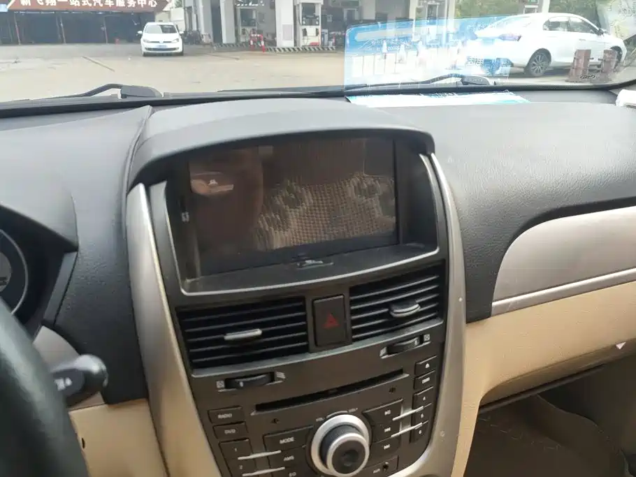 Buick Excelle — миниатюра 13