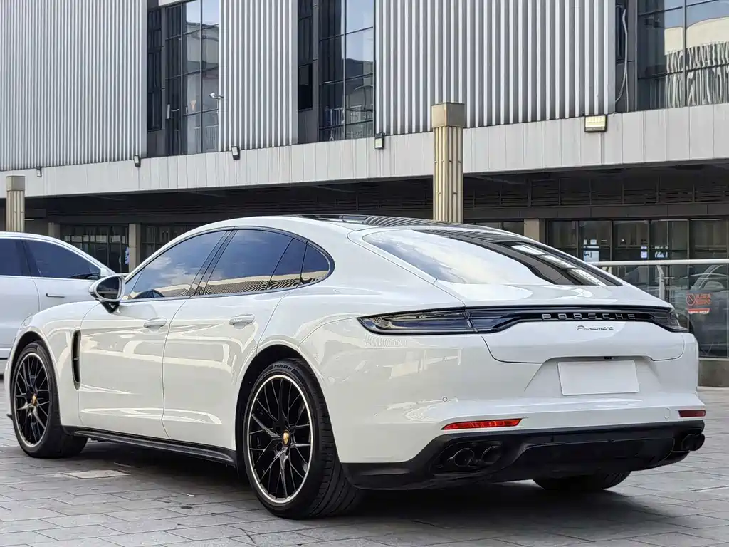 Porsche Panamera — миниатюра 15