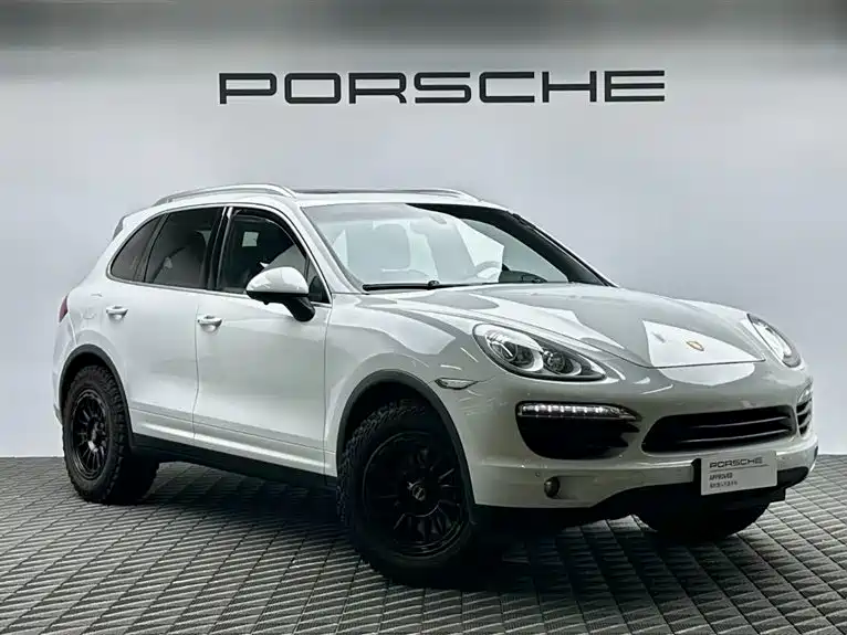 Porsche Cayenne — миниатюра 3
