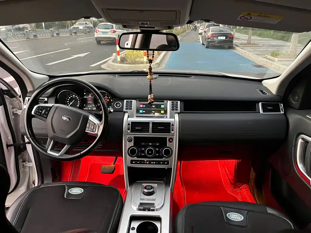 Land Rover Discovery Sport — миниатюра 5