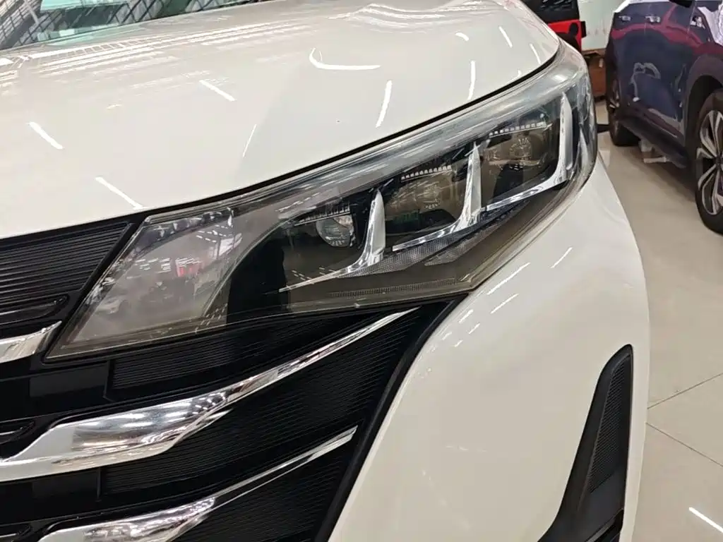 GAC Motor Trumpchi M6 — миниатюра 24