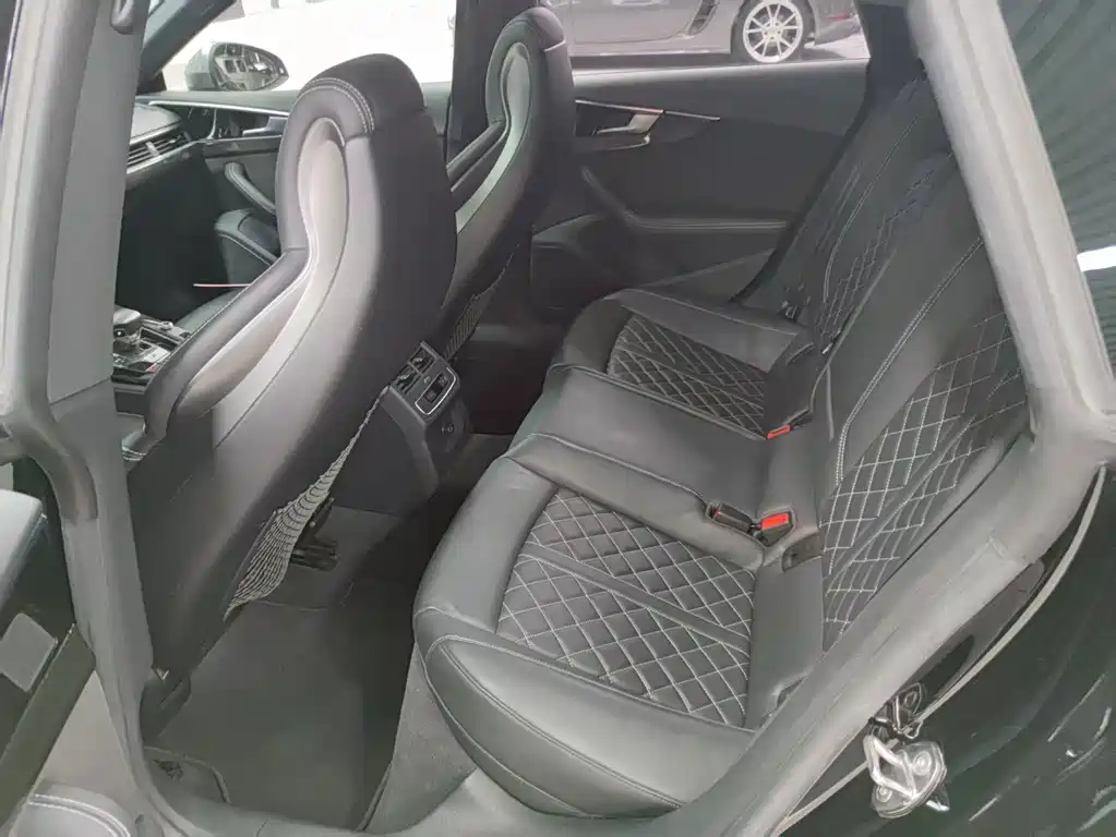 Audi S5 — миниатюра 6
