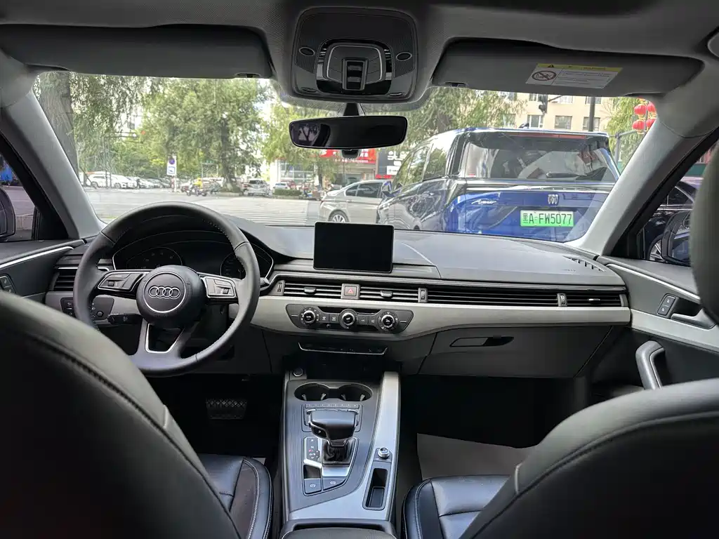 Audi A4L — миниатюра 7