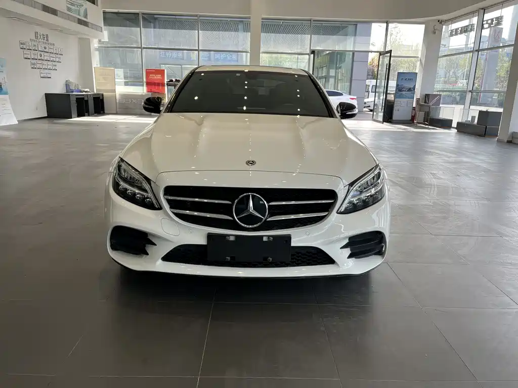 Mercedes-Benz C-Class 2019