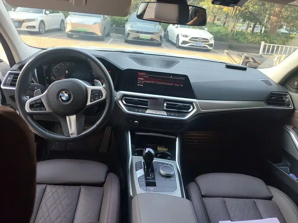 BMW 3 Series — миниатюра 10
