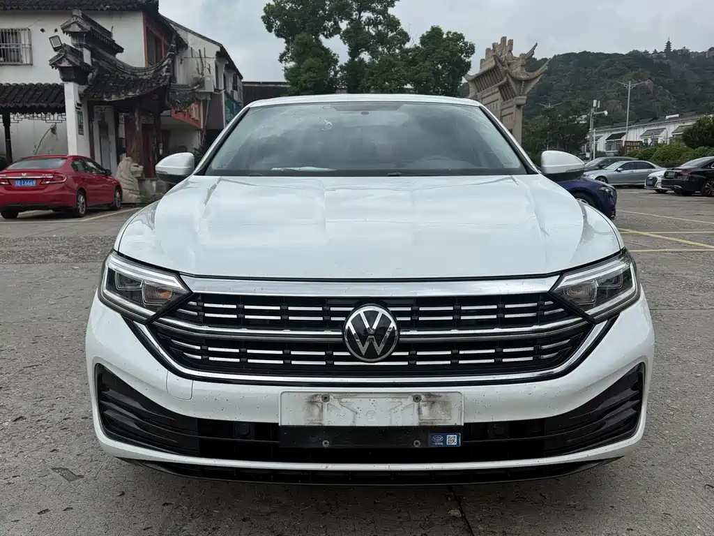 Volkswagen Sagitar — миниатюра 2