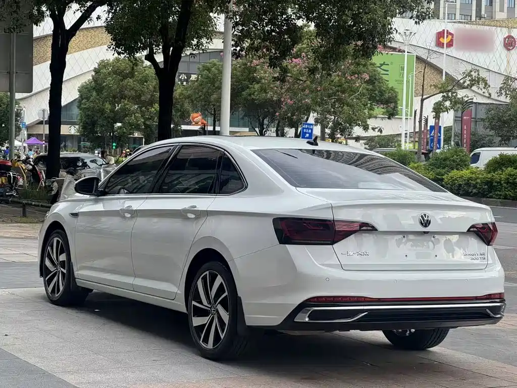 Volkswagen Sagitar — миниатюра 22