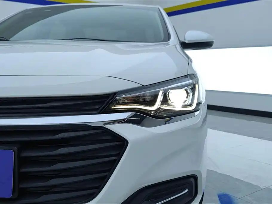 Chevrolet Monza 2022 320 AT Enjoy