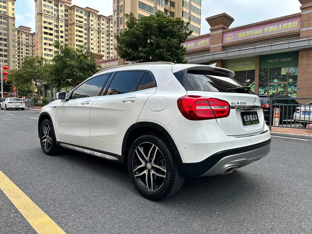 Mercedes-Benz GLA — миниатюра 6