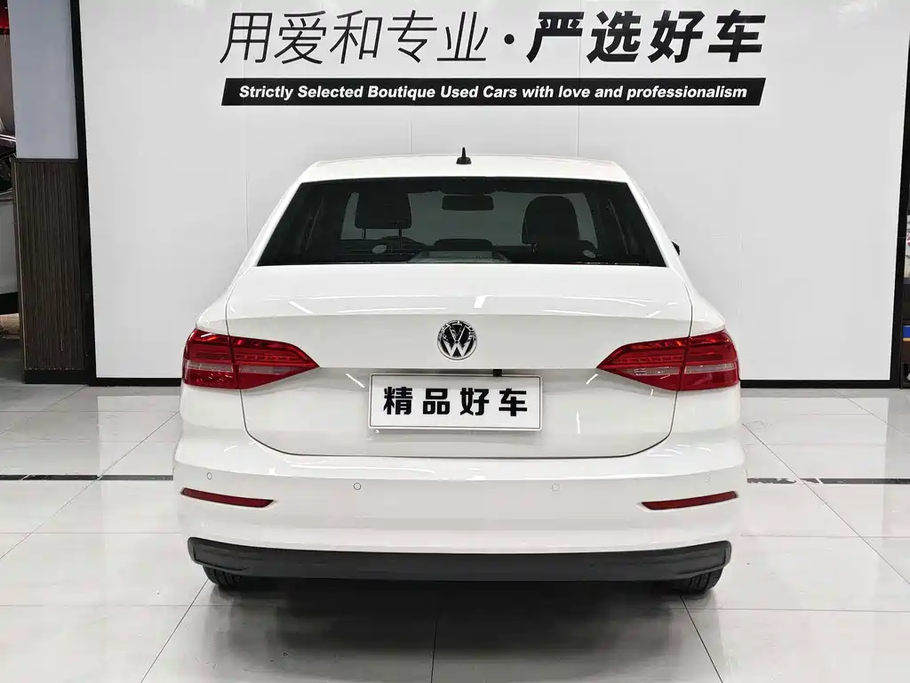 Volkswagen Lavida — миниатюра 4