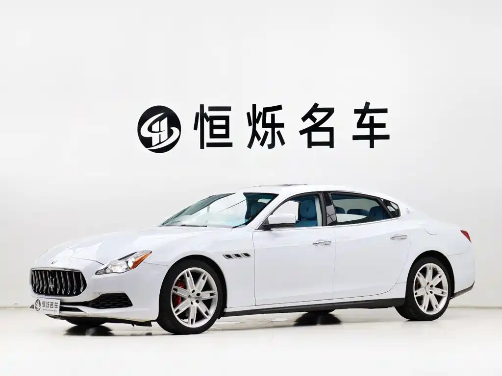 Maserati Quattroporte