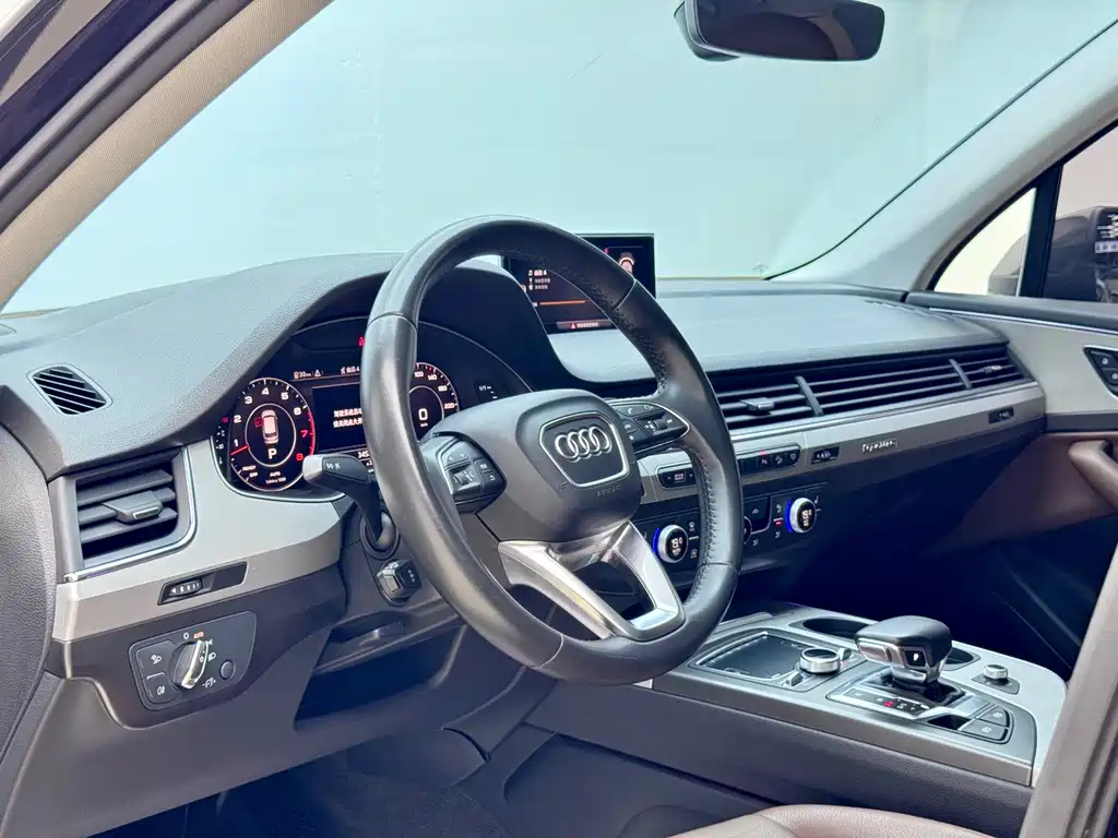 Audi Q7 — миниатюра 14