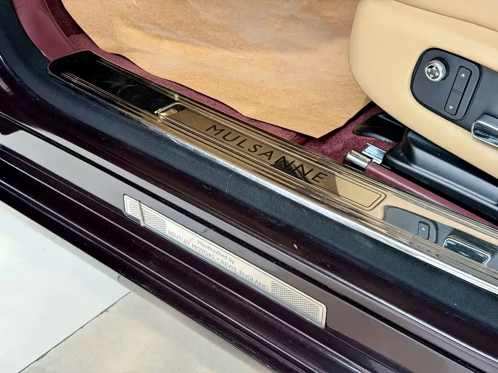 Bentley Mulsanne — миниатюра 9