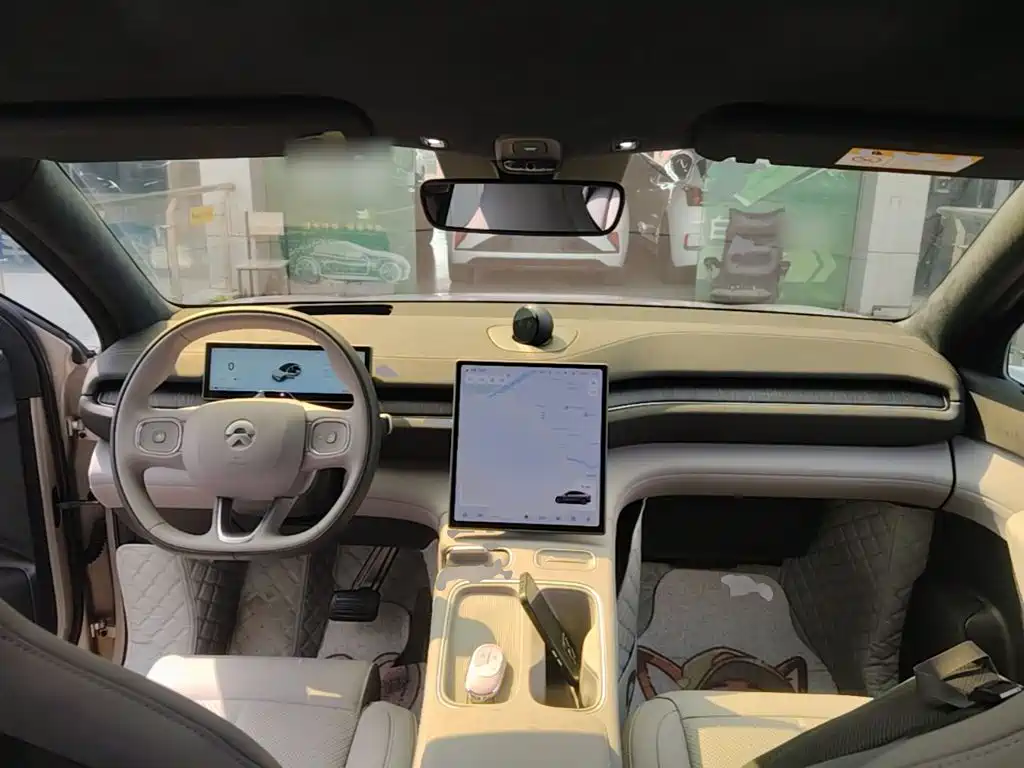 NIO EC6 — миниатюра 10